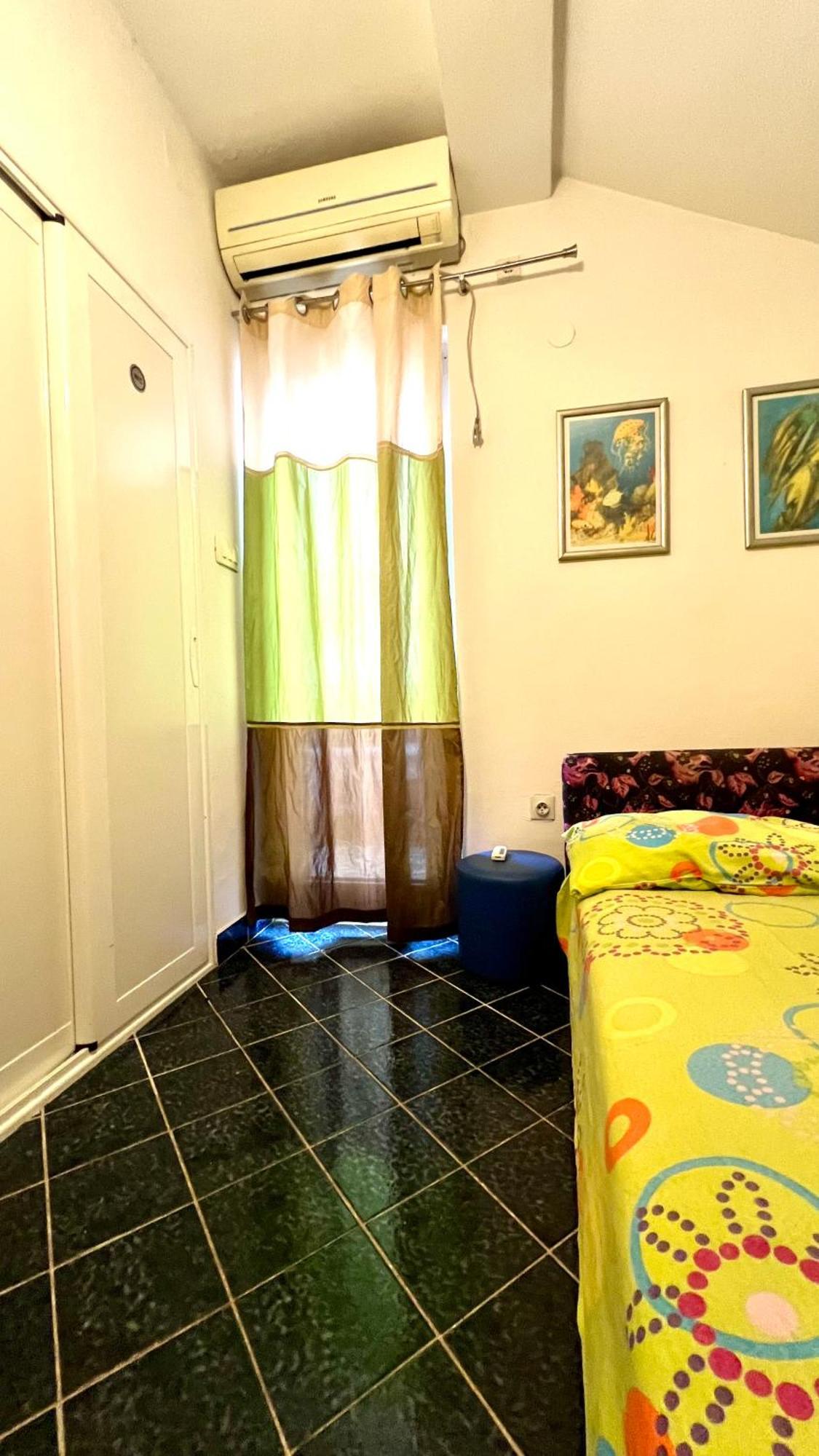 Apartments Holiday Budva Zimmer foto