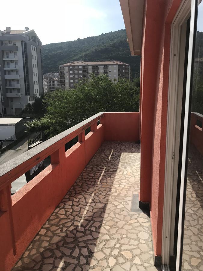 Apartments Holiday Budva Exterior foto